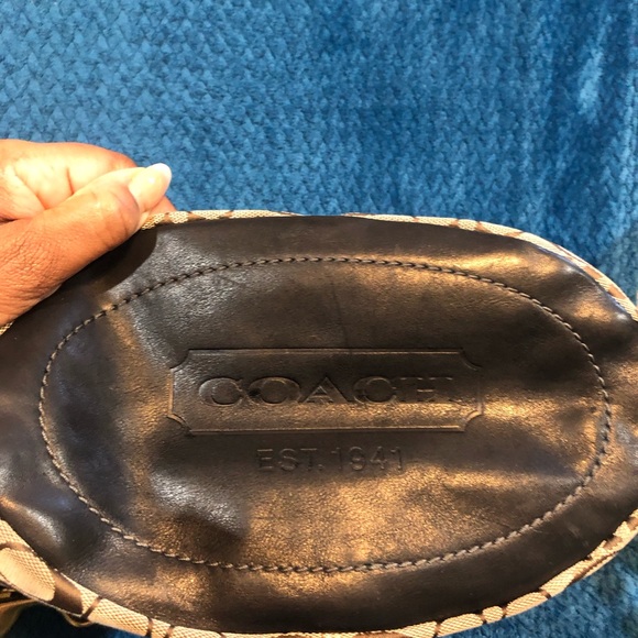 Coach Extra Large Bag - Picture 2 of 10